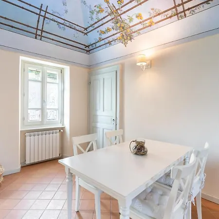 Borgo Alfieri - Elegant With Stunning View Apartment Magliano Alfieri